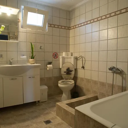 Walnuthouse Daire Dikella Dış mekan fotoğraf